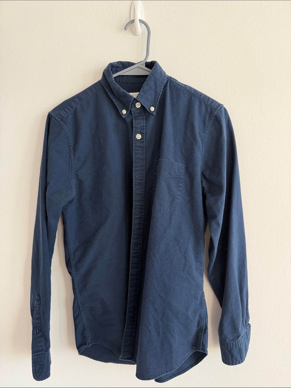 GAP Men's Dark Navy Button-Down Shirt